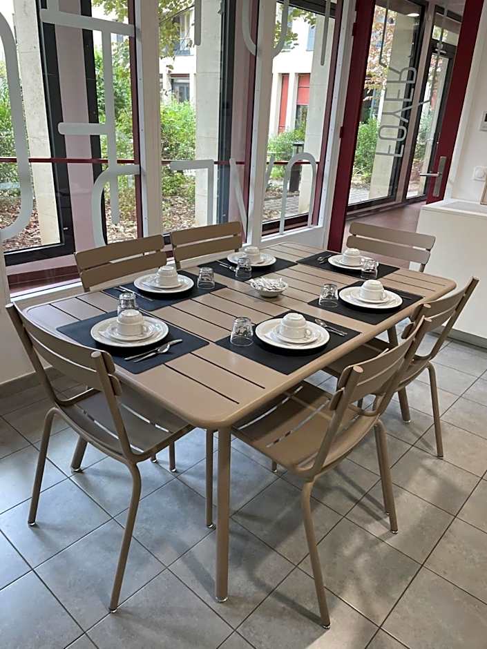 MAISON SAINT CHARLES - ASSOCIATION HABITAT et HUMANISME ILE DE FRANCE