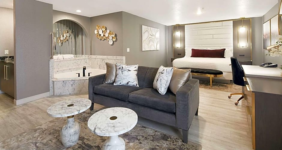 Best Western Plus Abbey Inn