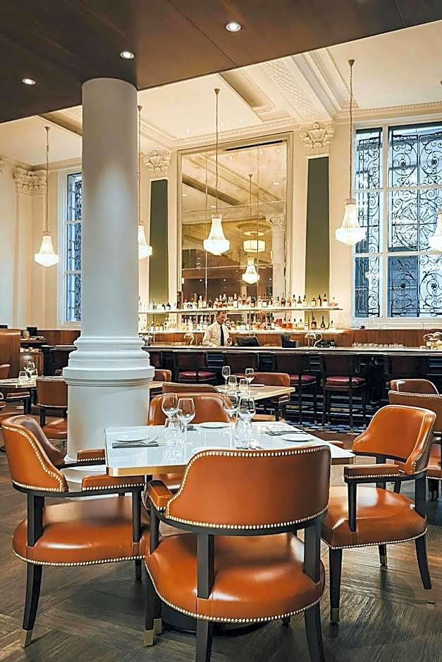 Threadneedles, Autograph Collection by Marriott