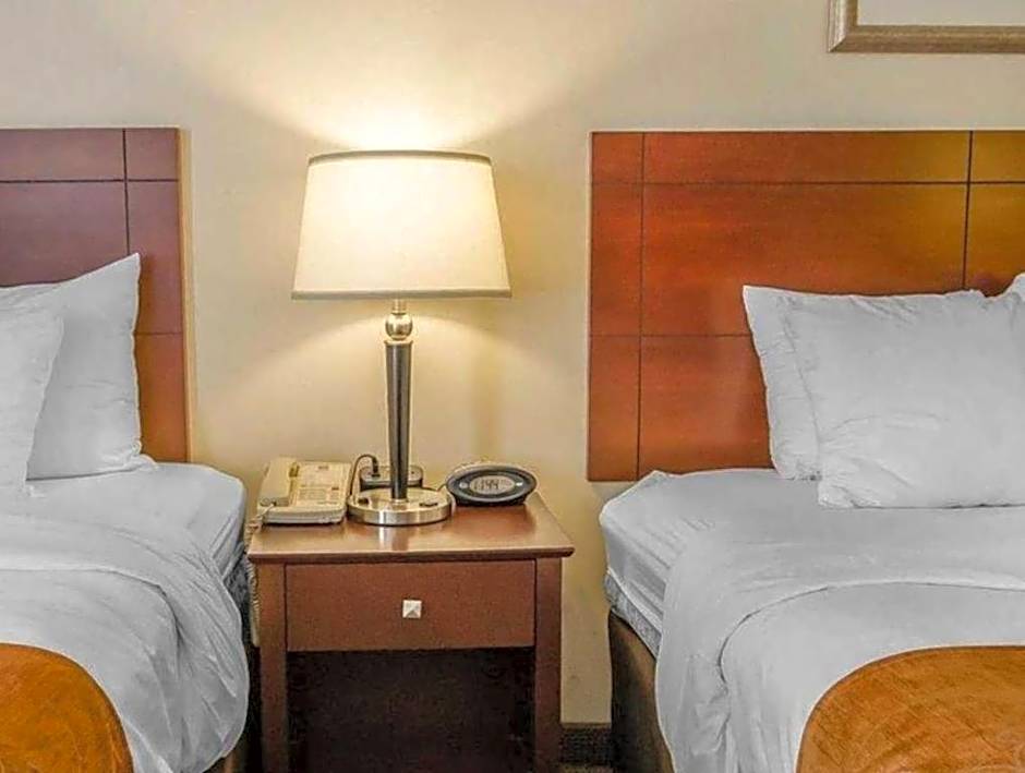 Quality Suites Jeffersonville - Louisville North