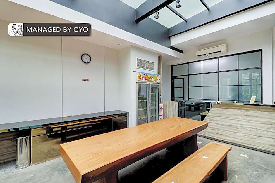 Collection O Cihampelas Near Ciwalk Formerly I Sleep Hotel