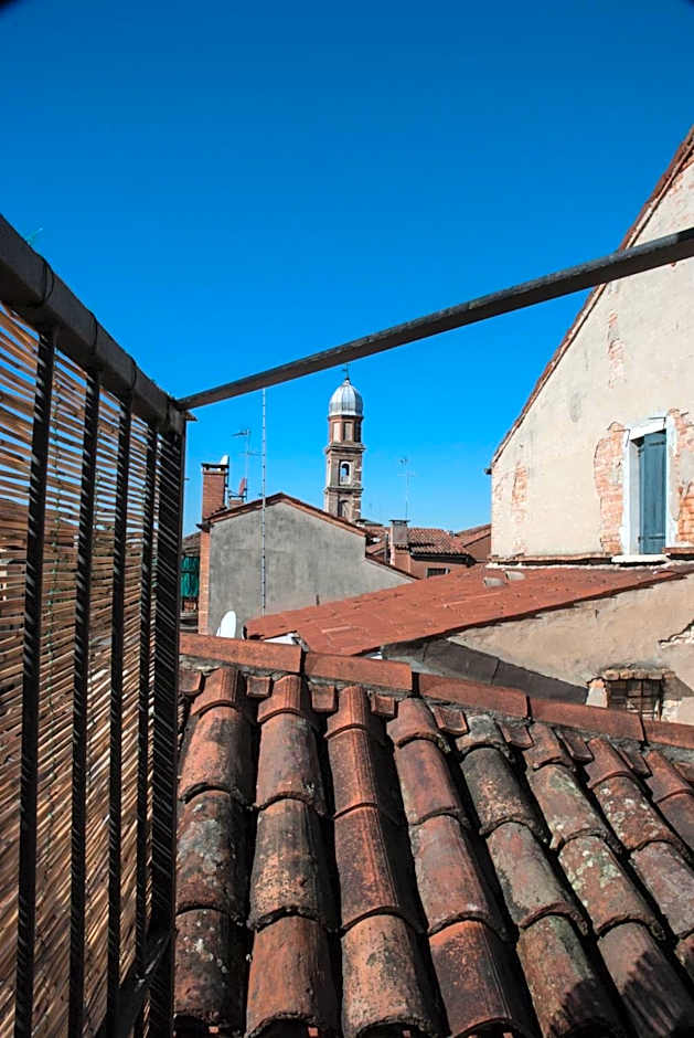 Ca' San Trovaso - 6 Rooms