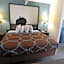 Super 8 by Wyndham Dania/Fort Lauderdale Arpt