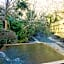 Atsugiiiyama Onsen Motoyu Ryokan