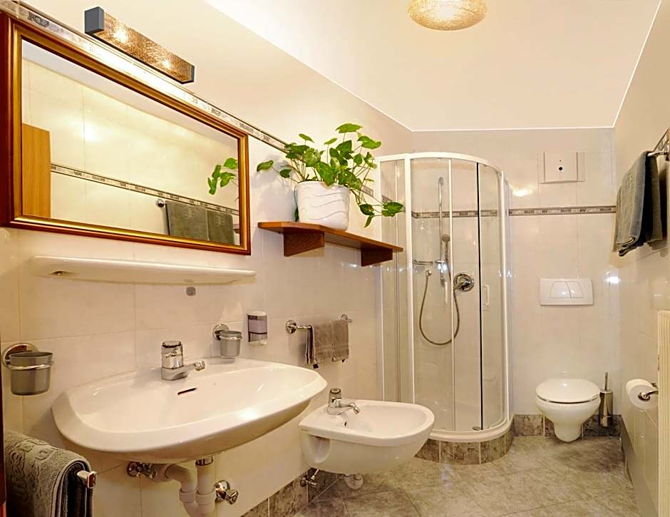 Garni Residence Trocker