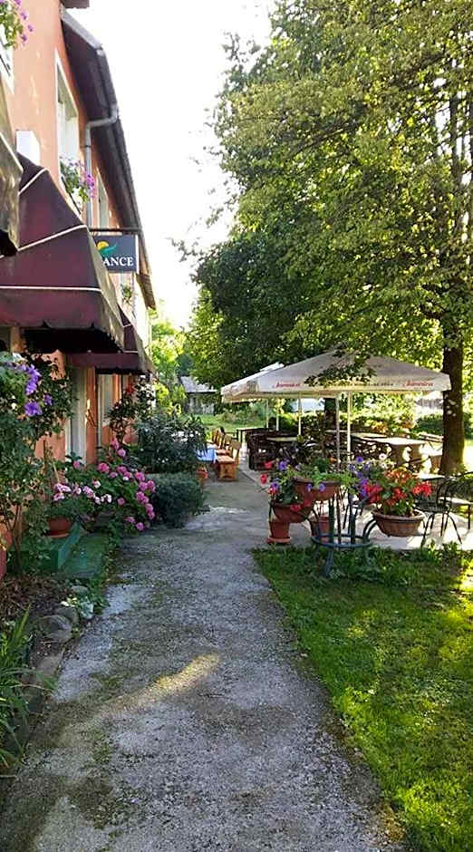 Hotel Mance