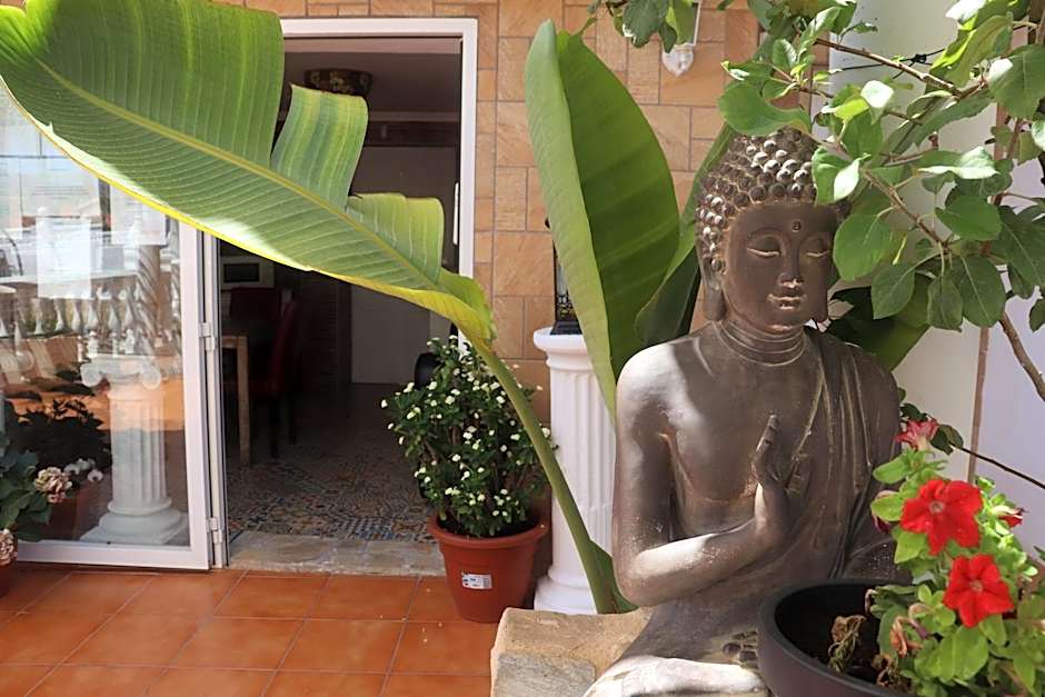 Hotel Casa Día y Noche