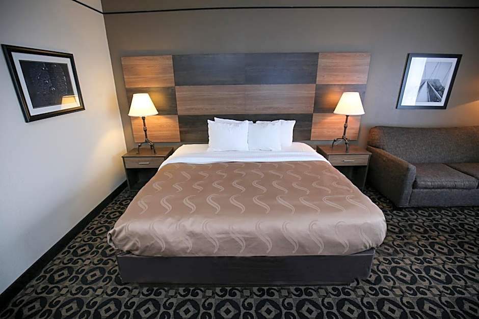 Quality Inn & Suites Boone - University Area