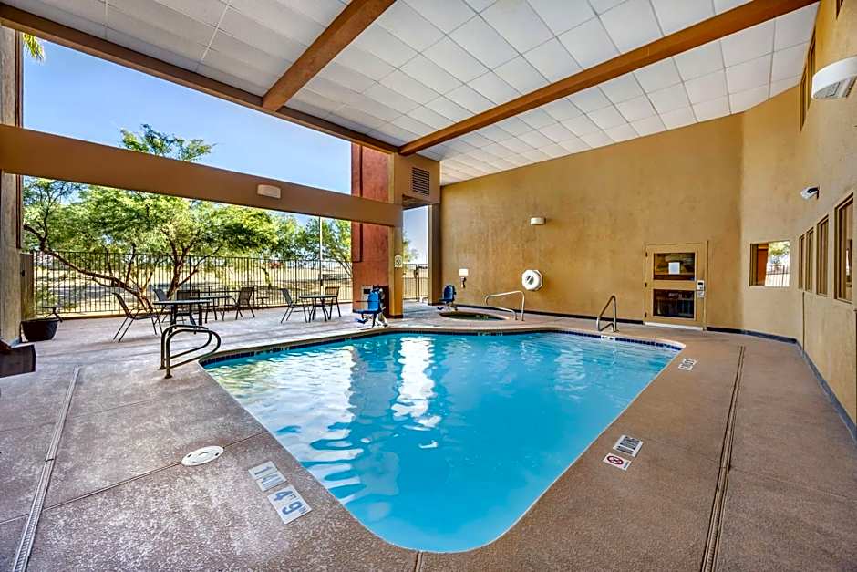 Best Western Plus North Las Vegas Inn & Suites