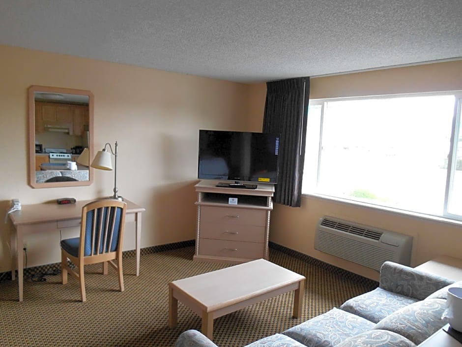 GuestHouse Inn & Suites Eugene/Springfield