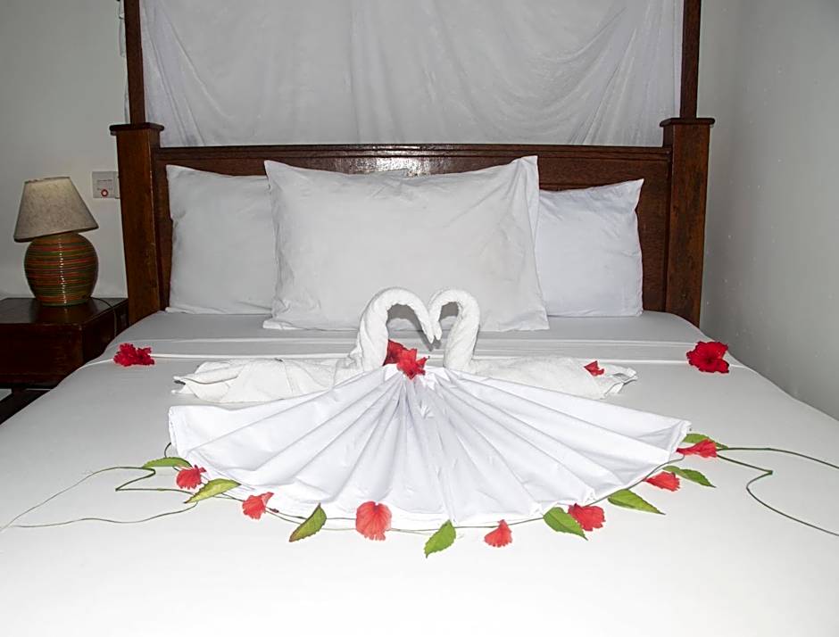 Menai Bay Beach Bungalows