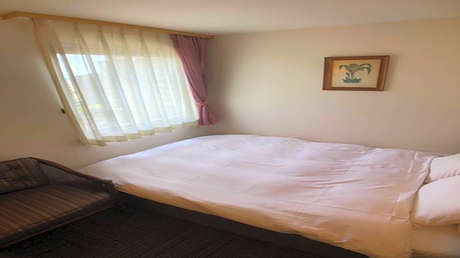 Komaki City Hotel by Lachotel