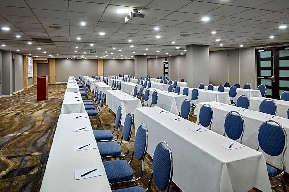 Delta Hotels by Marriott Toronto Mississauga