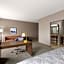 Hampton Inn By Hilton And Suites Harrisburg/North, Pa