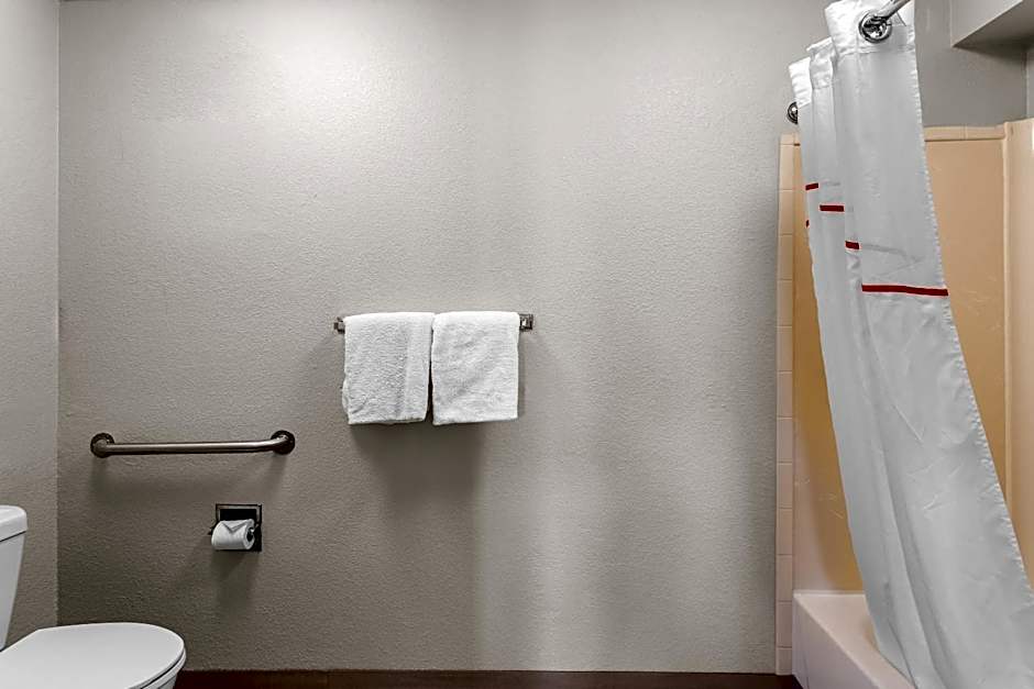 Red Roof PLUS+ Chicago - Hoffman Estates