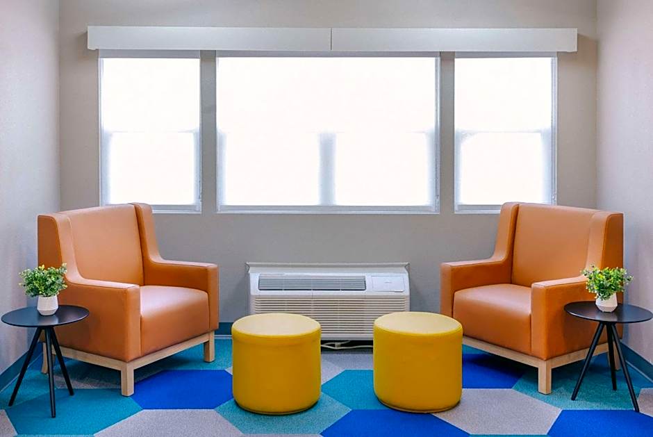 Microtel Inn & Suites By Wyndham Springville