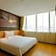 IU Hotel Anyang West Railway Station Yinxu Scenic Spot