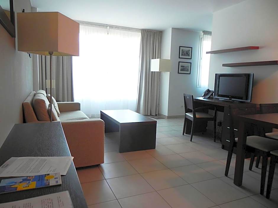 Residence Services Calypso Calanques Plage