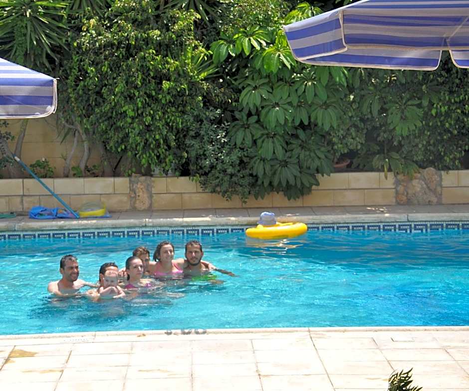 Mariela Hotel Apartments