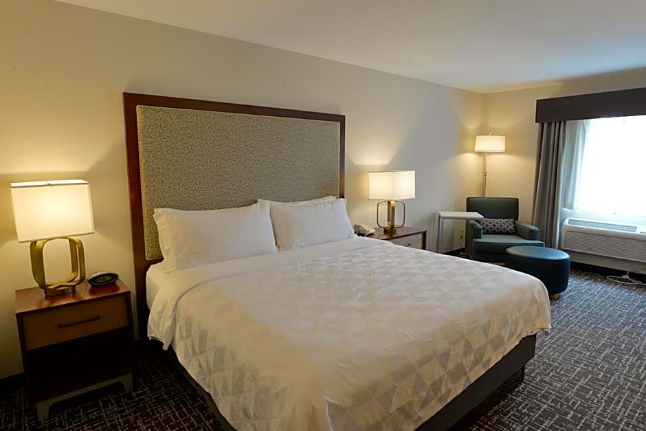 Holiday Inn Hotel & Suites Minneapolis-Lakeville By IHG