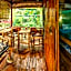 Camotes-Hidden-Huts