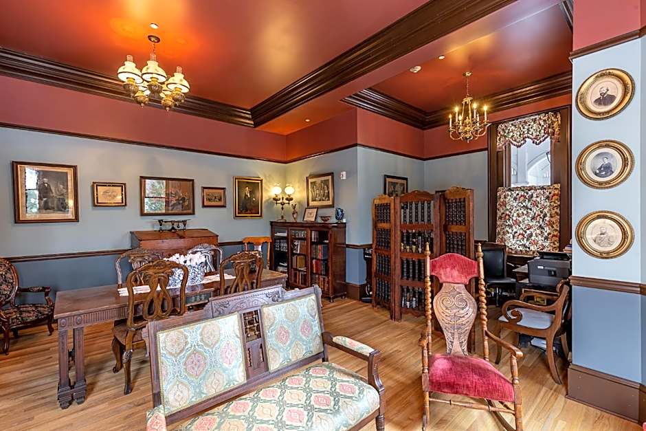 Steele Mansion Inn & Gathering Hub