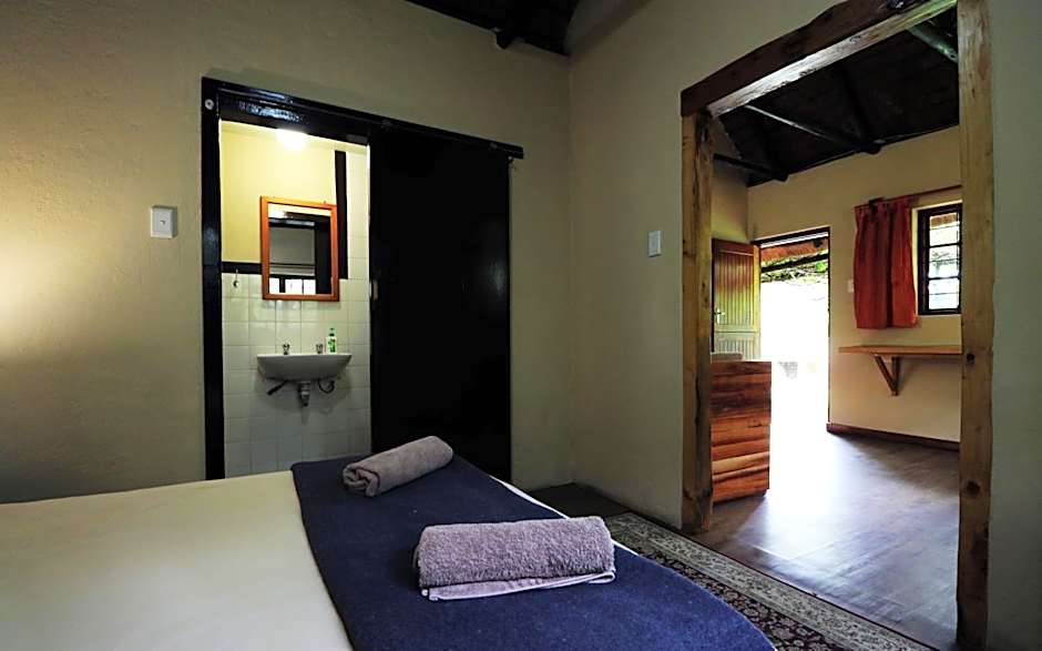 Away with the Fairies Nature Lodge and Backpackers