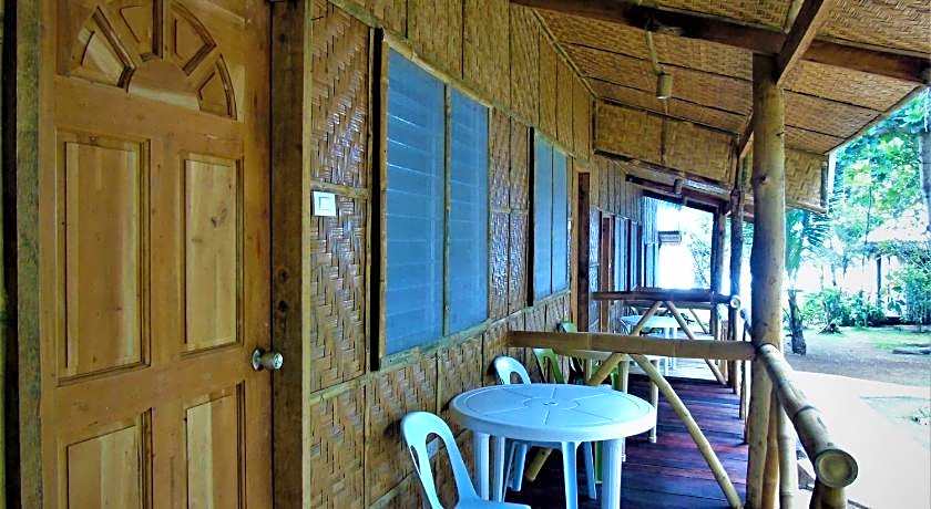 Toris Backpackers Paradise