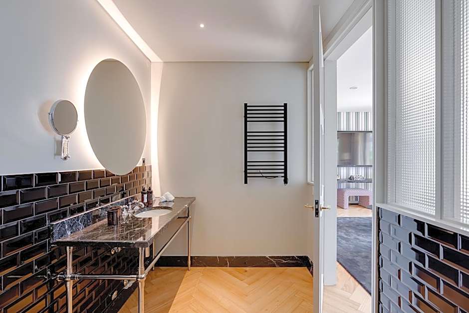 Portie Deluxe Suites by DA'HOME