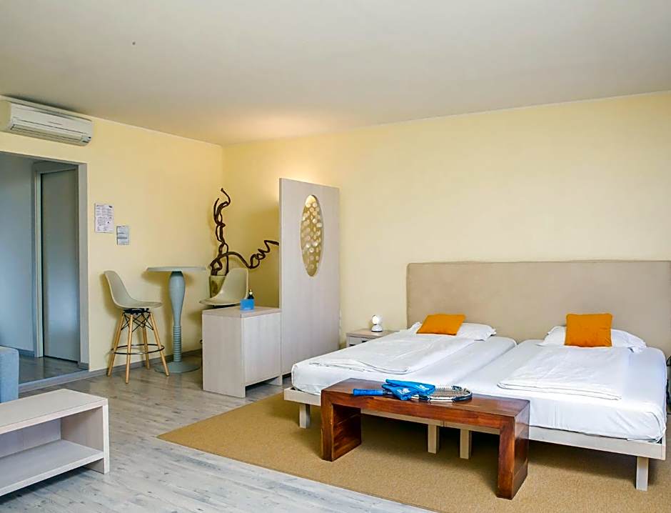 Club Hotel Olivi - Tennis Center