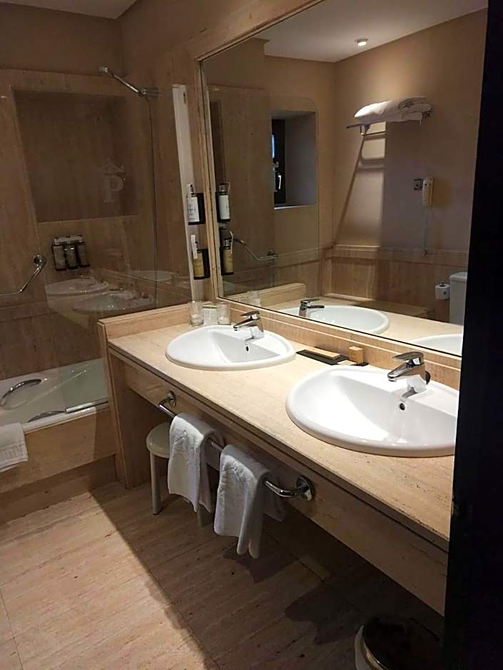 Parador de Santillana Gil Blas