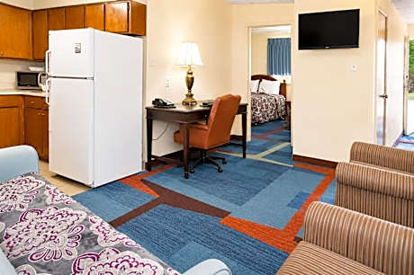 Two-Bedroom Suite