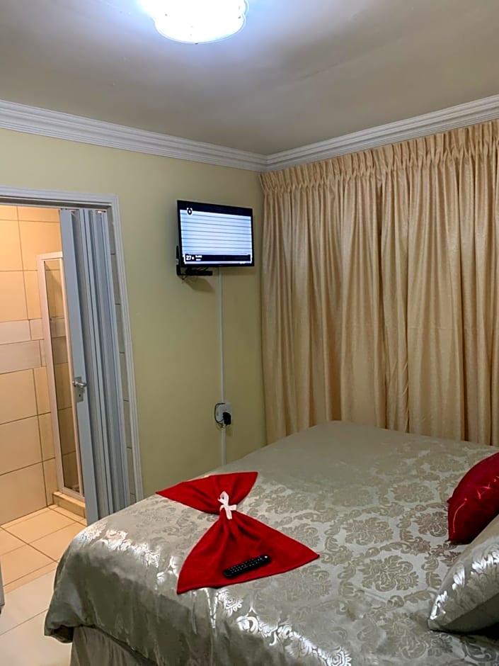 Ekaya Palace Guest House