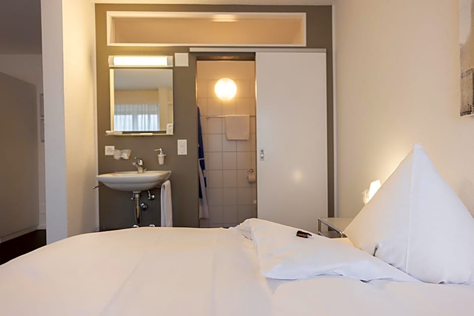 Hotel Bären Niederscherli
