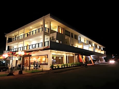 Coron Gateway Hotel And Suites