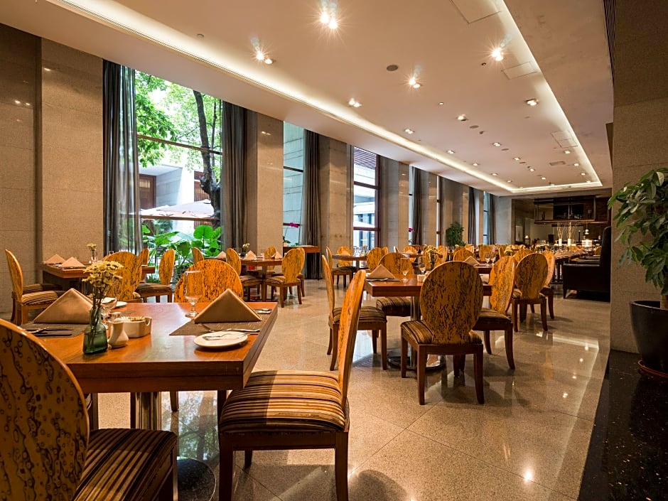 Royal Tulip Luxury Hotel Carat - Guangzhou