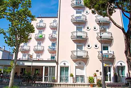 Hotel Laura
