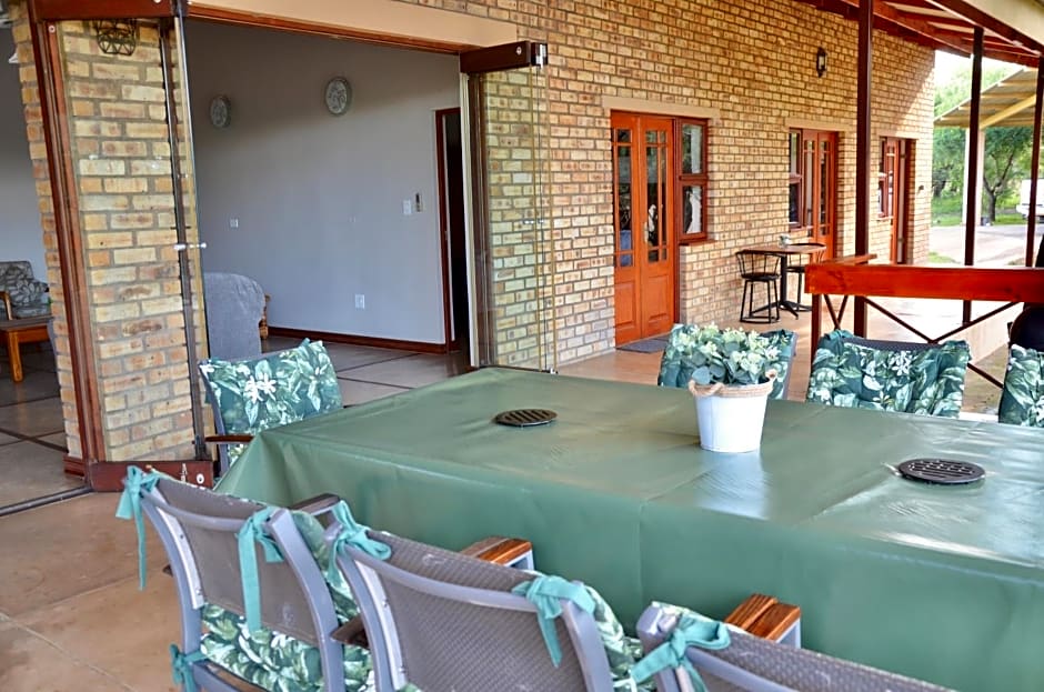 Muqurati Lodge - Dinokeng Game Reserve