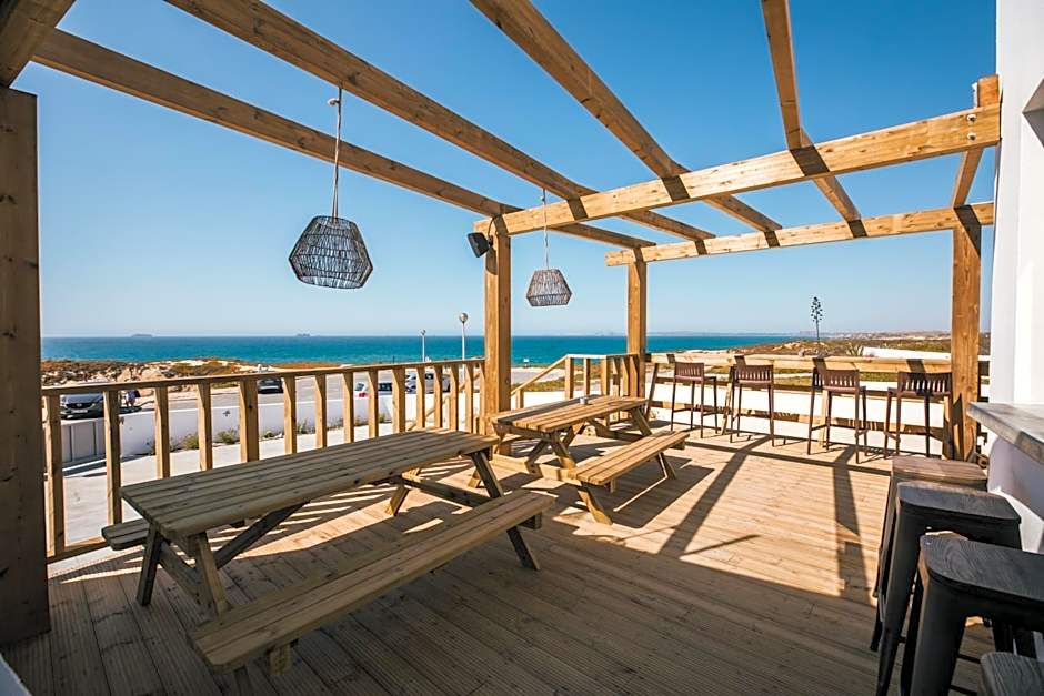 MUTE Hostel Porto Covo