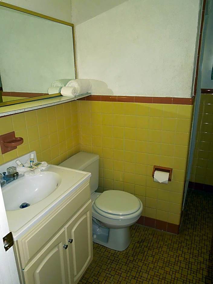 Sifting Sands Motel