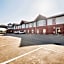 OYO Townhouse Clute Lake Jackson