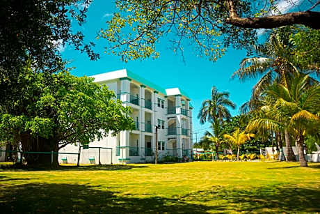 Best Western Grand Baymen Gardens