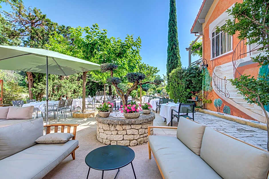 Hotel Le Blason de Provence