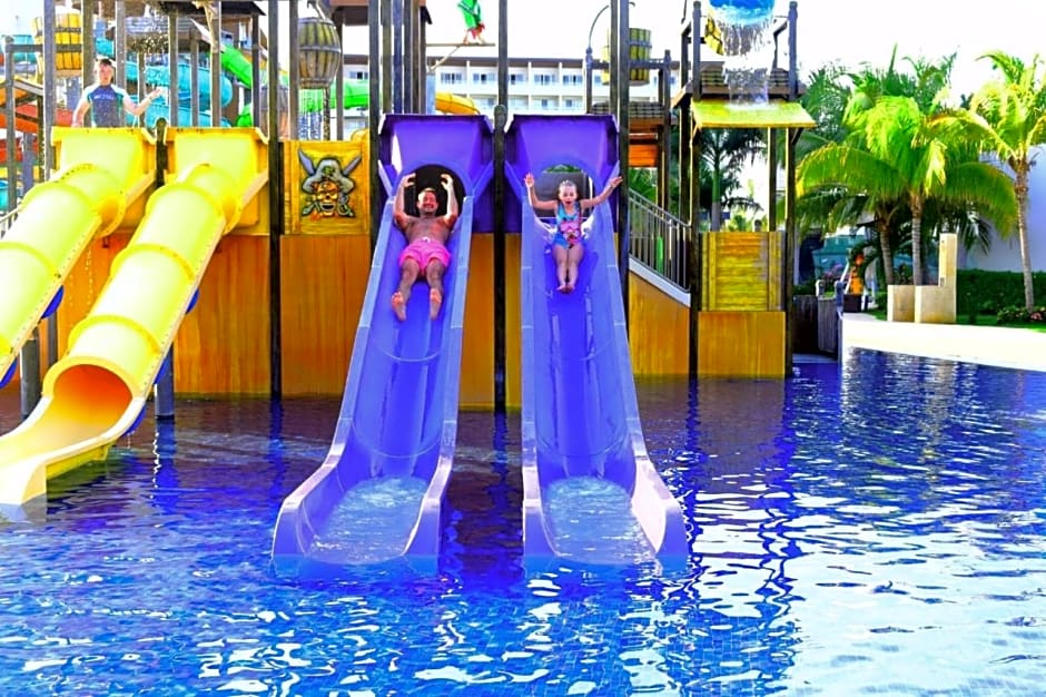 Royalton Blue Waters Autograph All-Inclusive Resor