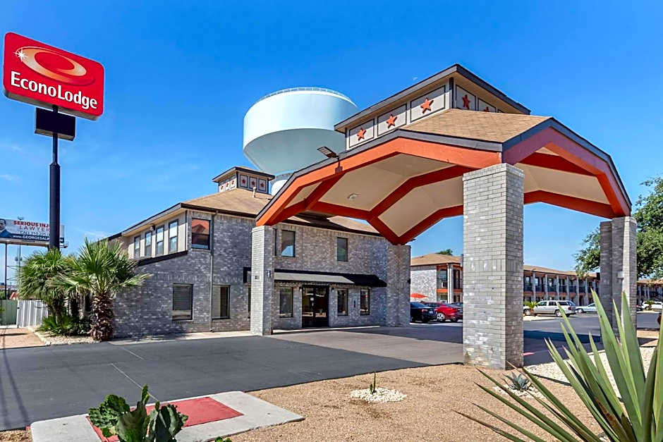 Econo Lodge Near Lackland Air Force Base-SeaWorld