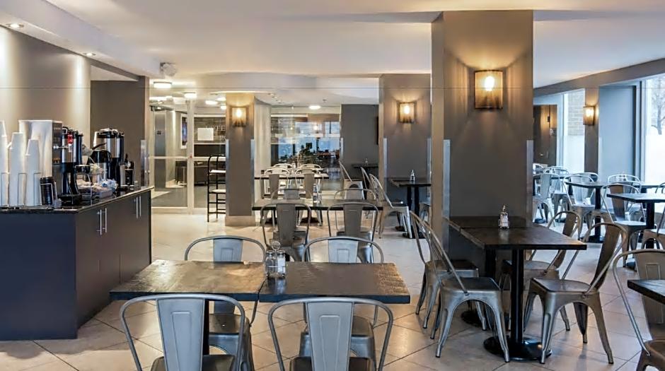 Hotel Faubourg Montreal Centre Ville Downtown