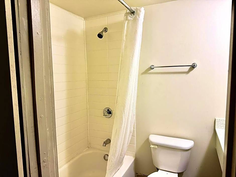 University Inn of Carbondale by Hotel O
