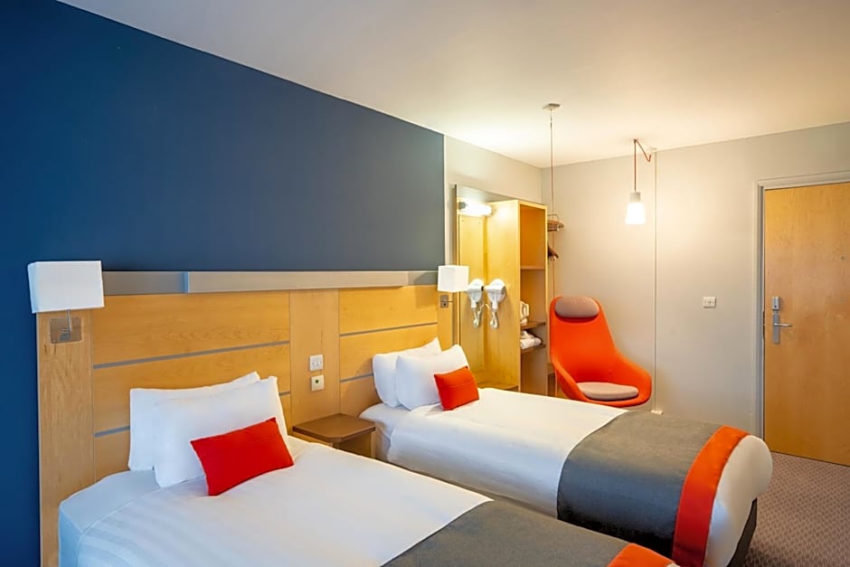 Holiday Inn Express Dundee By IHG
