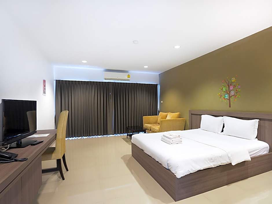 Canaries @38 Hotel by Baan Mina