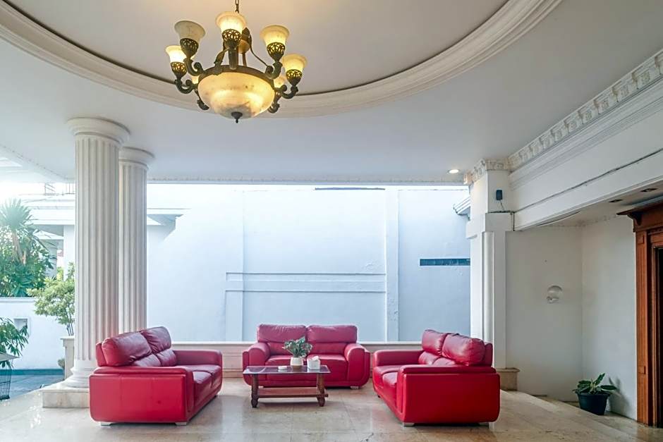 Urbanview Omah Pari Boutique Hotel